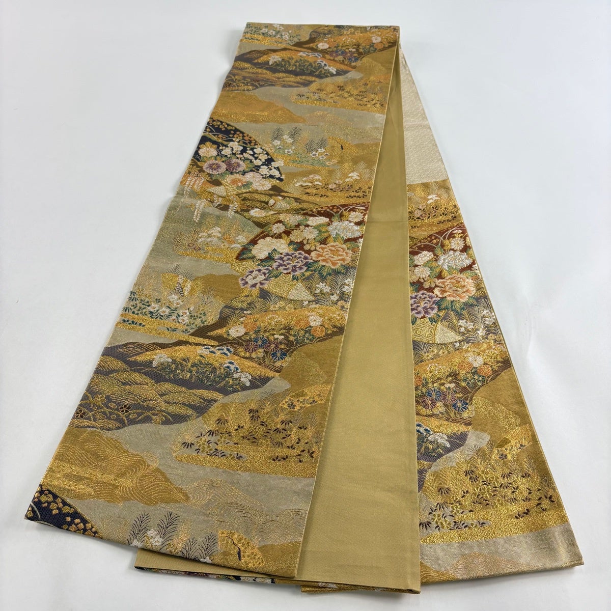 袋帯 秀品 やまと 鴛鴦 牡丹 箔 唐織 金色 六通 正絹｜中古・古着