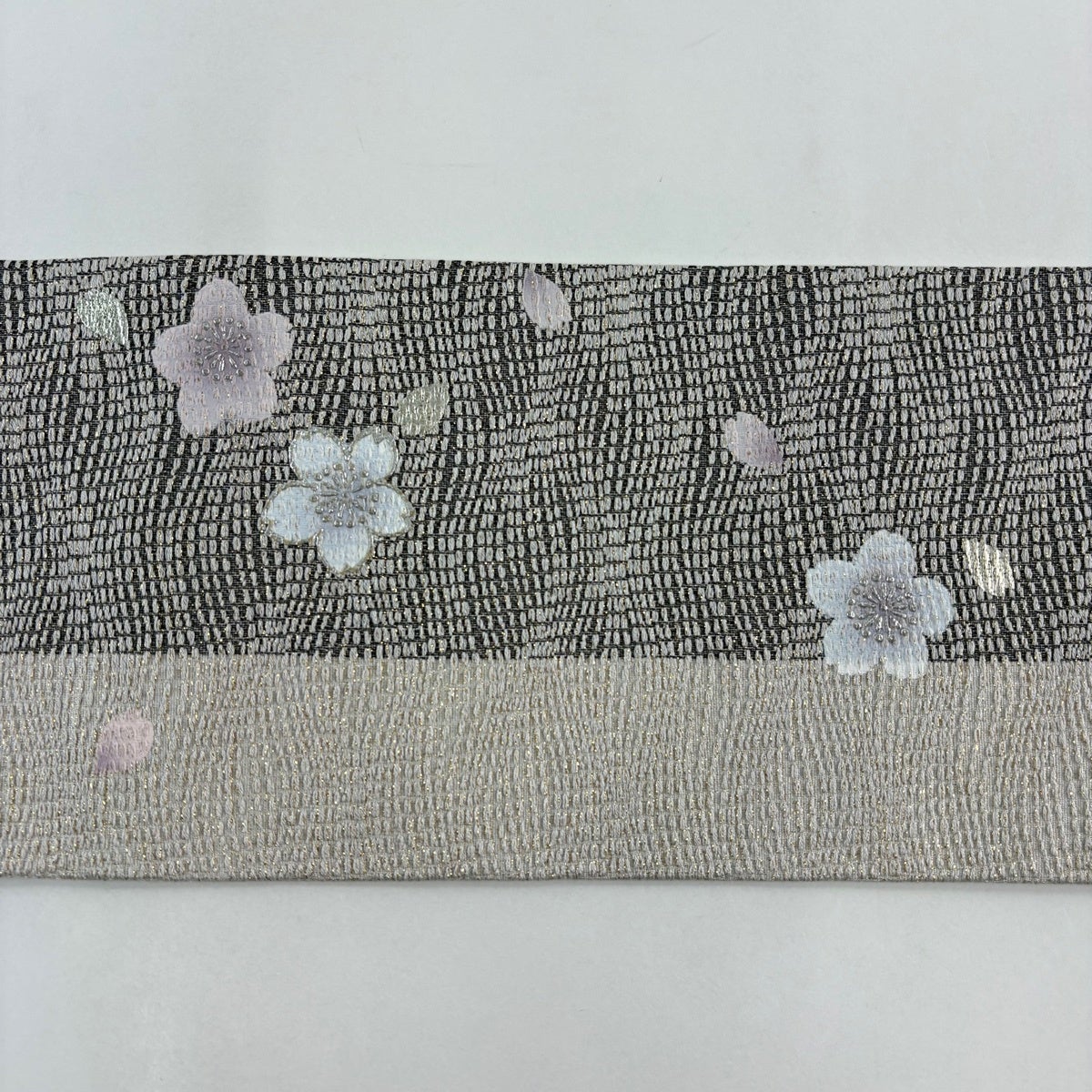 名古屋帯 名品 桜 金銀彩 箔 薄茶色 正絹｜中古・古着・リサイクル着物