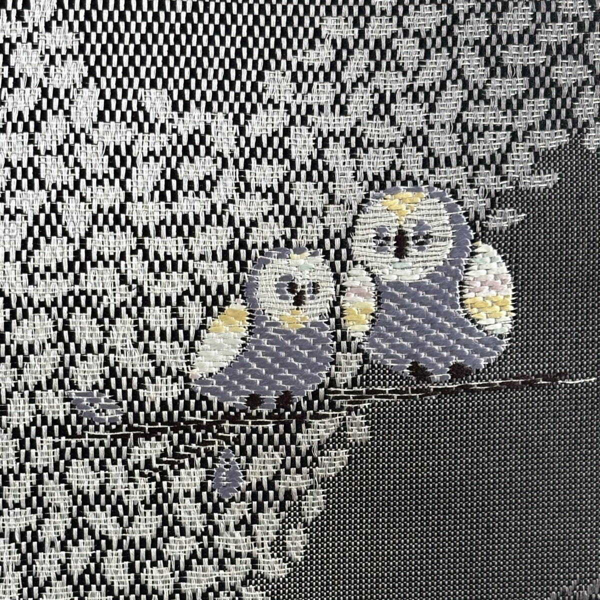 美品】 袋帯 逸品 フクロウ 葉柄 銀糸 ぼかし 紫 全通 正絹｜中古