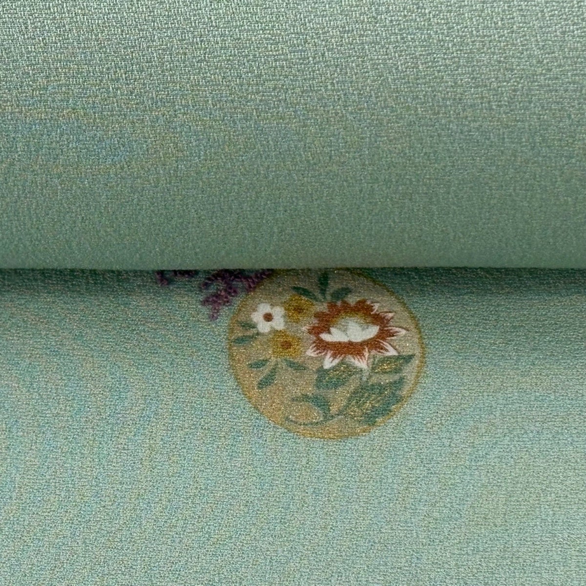 反物 秀品 付下げ 丸文 草花 相良刺繍 金彩 薄緑 正絹｜中古・古着
