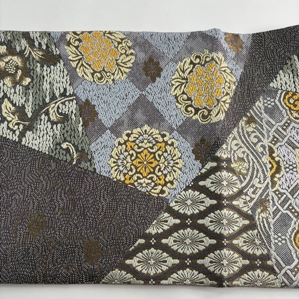 美品】 袋帯 名品 鈴乃屋 華文 草花 箔 金糸 灰紫 六通 正絹｜中古