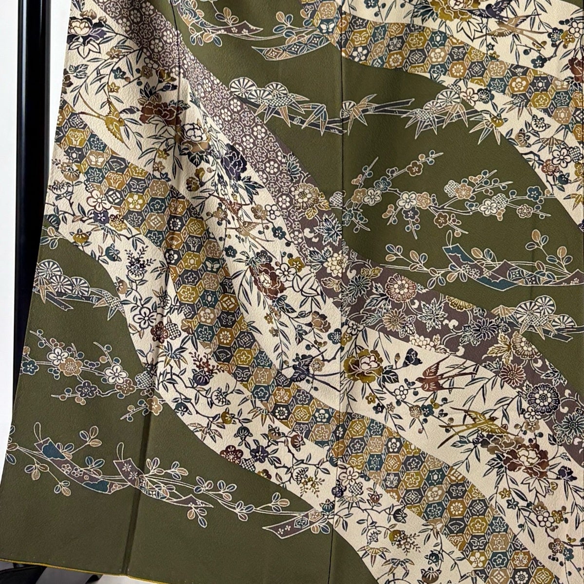 美品】 訪問着 身丈162.5cm 裄丈64.5cm M 袷 草花 鳥 縮緬 茶緑色 正絹