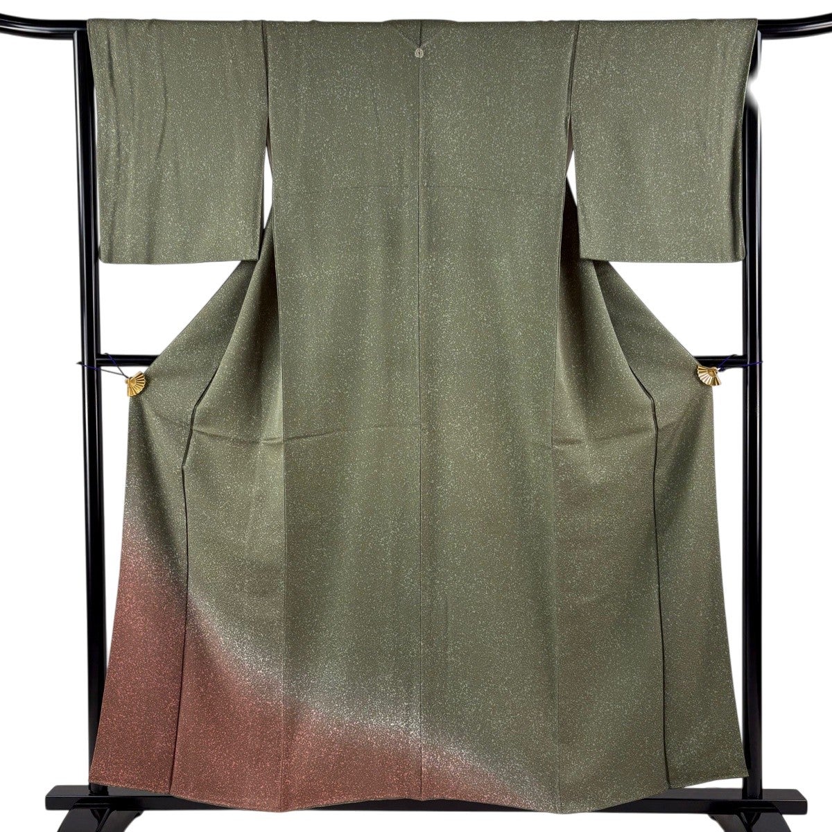 色無地 身丈157.5cm 裄丈64cm 正絹 秀品 【中古】 30%OFF 色無地 身丈157.5cm 裄丈64cm M 袷 落款あり 地紋 紫 正絹 秀品