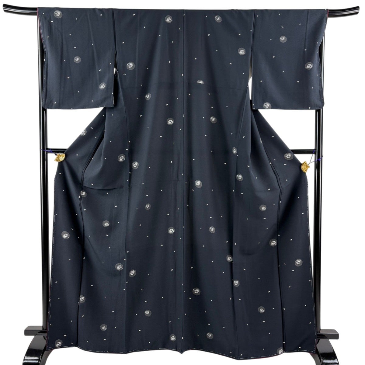 小紋 身丈160cm 裄丈67.5cm 正絹 逸品 【中古】 美品】 小紋 身丈160cm 裄丈68cm L 袷 幾何学模様 総絞り 黒 正絹 秀品