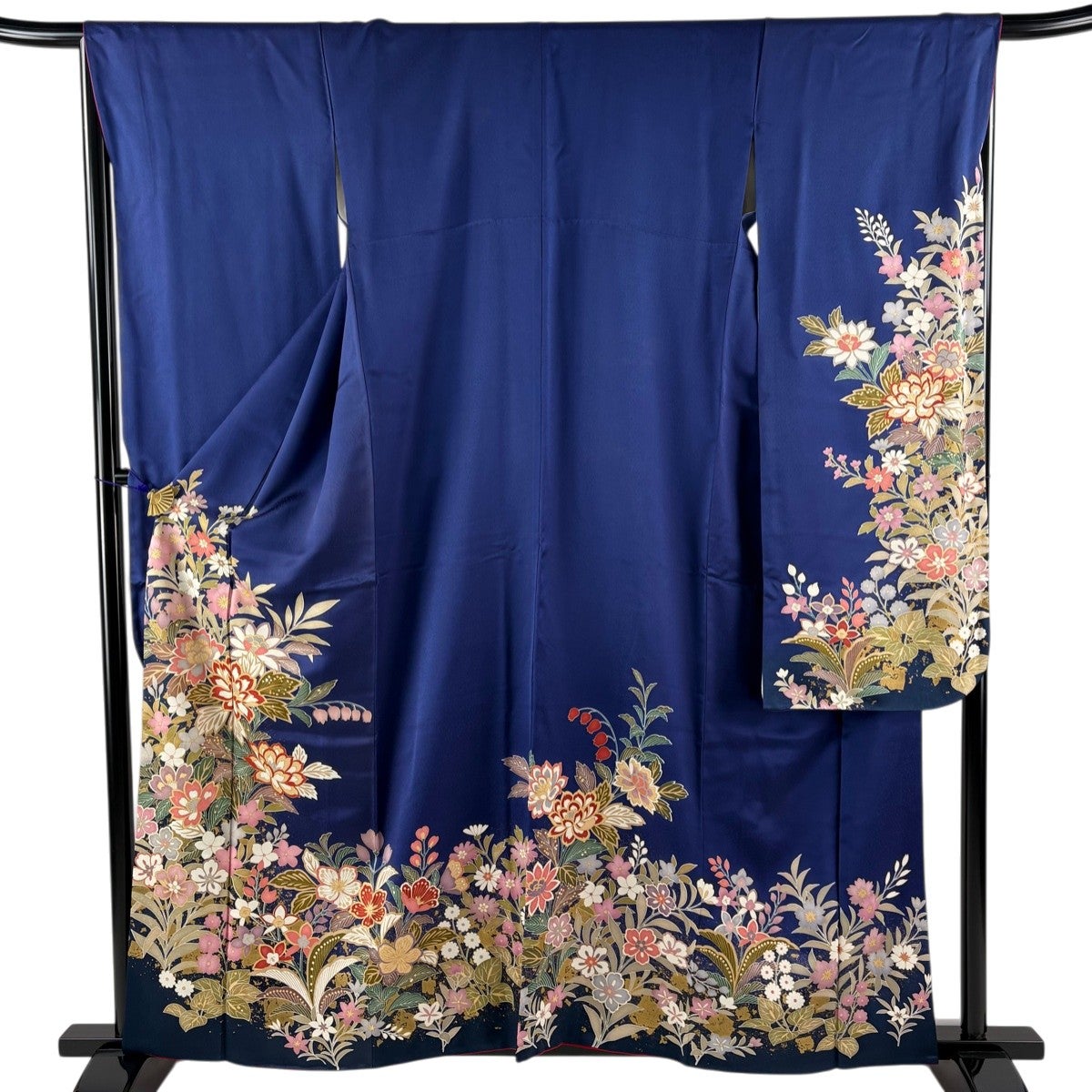 振袖 身丈161cm 裄丈66.5cm M 袷 草花 金彩 青紫 正絹 秀品 振袖 身丈161cm 裄丈66.5cm M 袷 草花 金彩 青紫 正絹 秀品