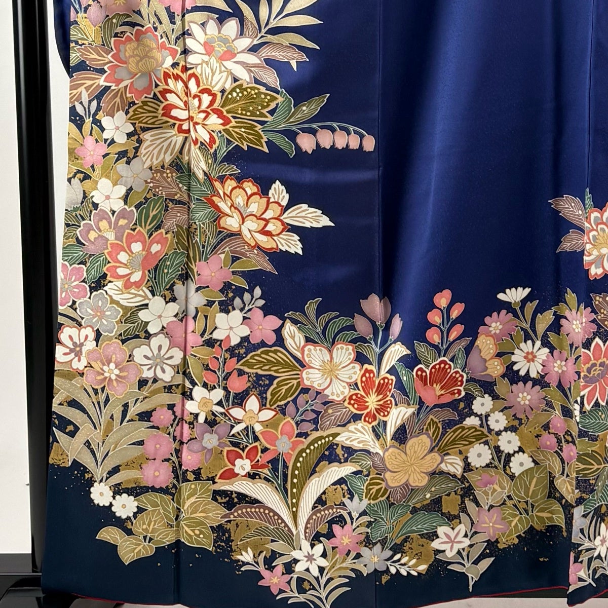 振袖 身丈161cm 裄丈66.5cm M 袷 草花 金彩 青紫 正絹 秀品 振袖 身丈161cm 裄丈66.5cm M 袷 草花 金彩 青紫 正絹 秀品