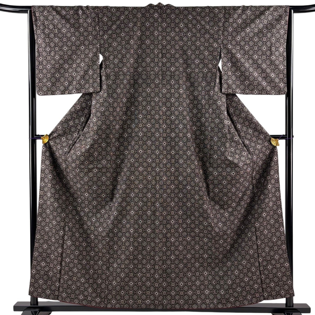 値下げ交渉ＯＫ！ロング寸 菱繋ぎ 紬着尺 正絹 Ｆ０５２ 美品】 紬 身丈157cm 裄丈64cm M 袷 菱 幾何学模様 焦茶色 正絹 名品