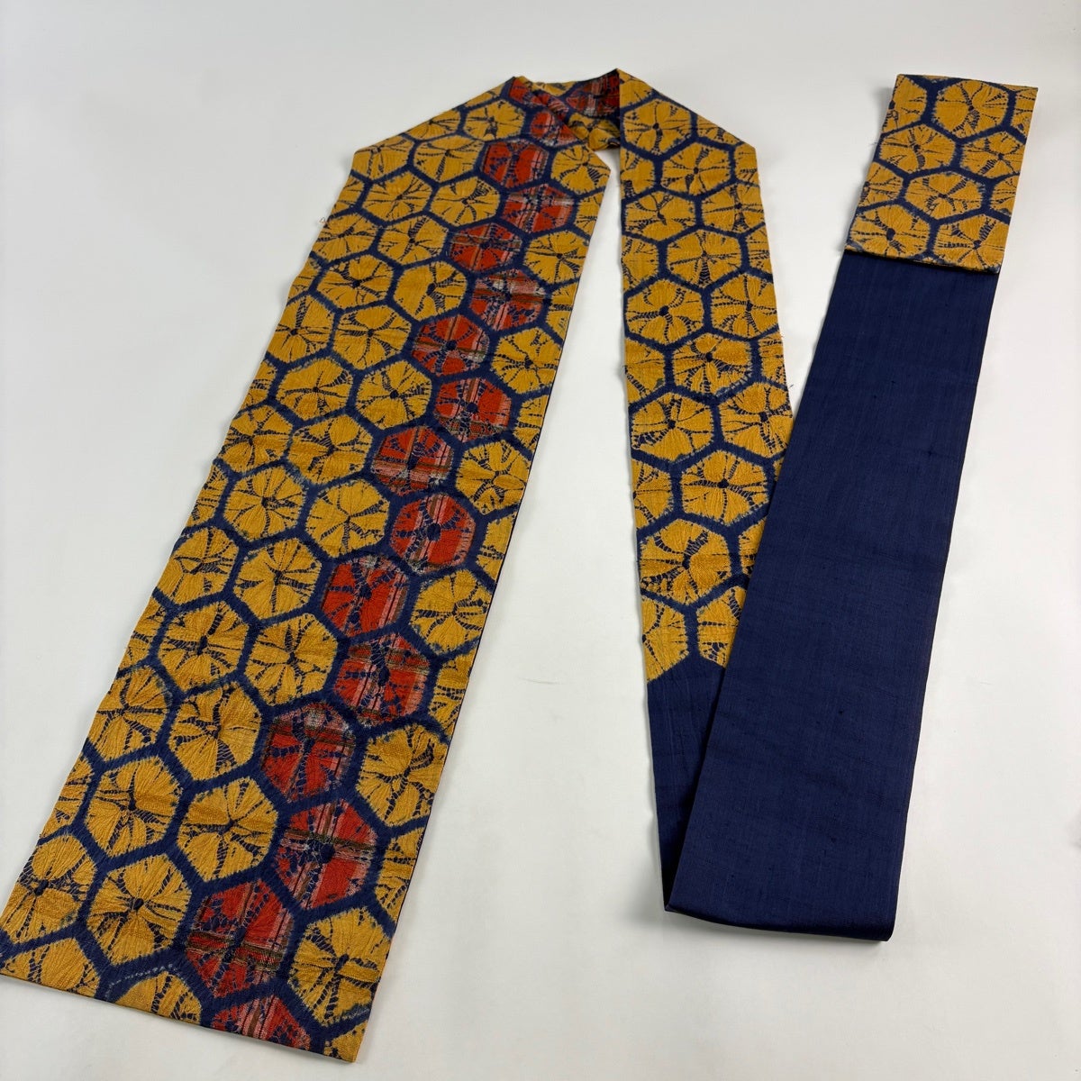 名古屋帯 名品 紬地 幾何学模様 絞り 青紫 正絹｜中古・古着