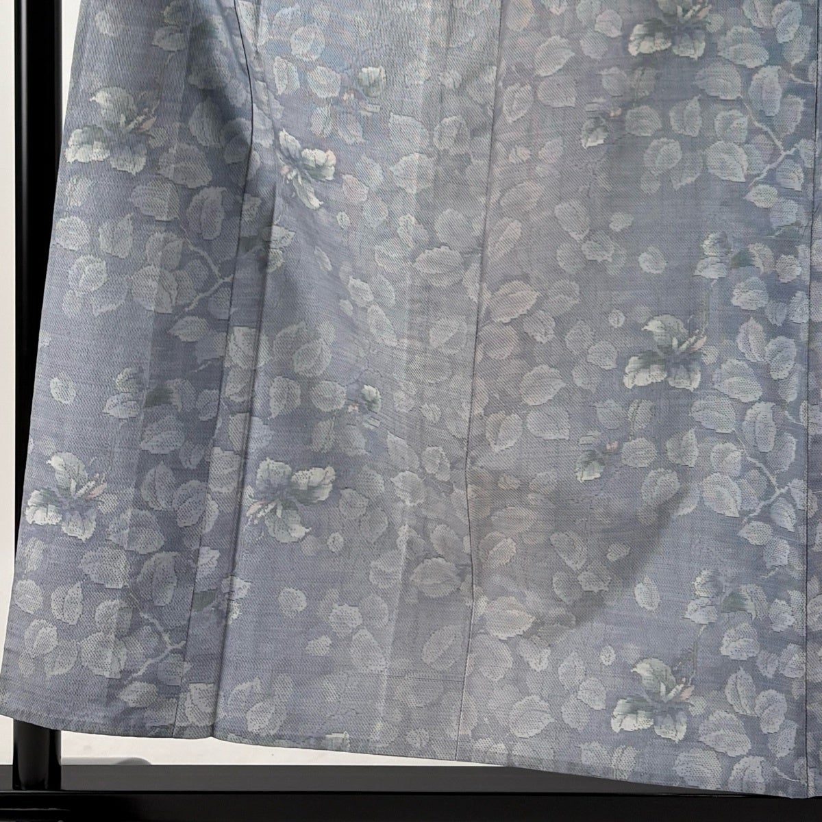 美品】 大島紬 身丈157cm 裄丈64cm M 単衣 都喜ヱ門 証紙あり 草花 青