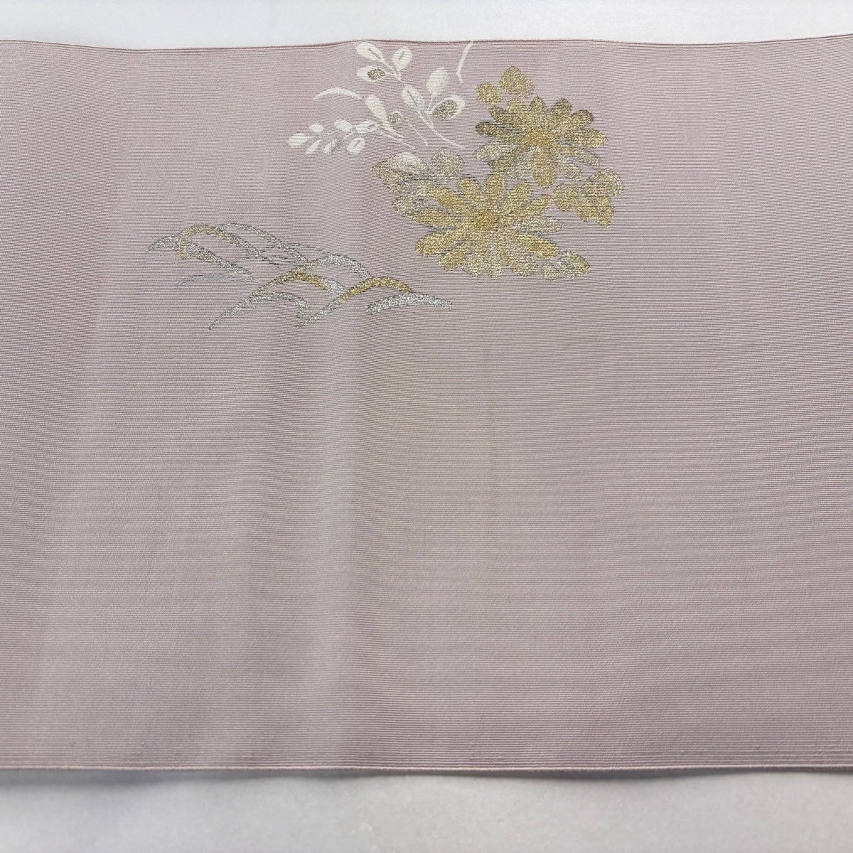 名古屋帯 優品 松葉仕立て 八寸名古屋帯 菊 波頭 金銀糸 灰桜 正絹