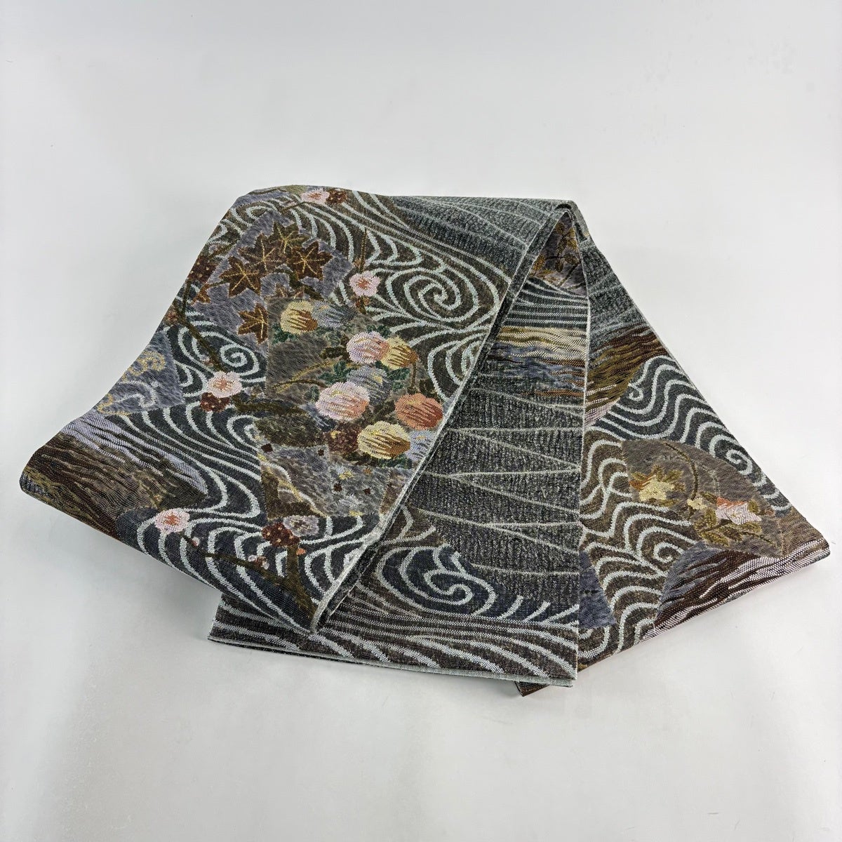 美品】 袋帯 名品 草花 流水 金銀糸 深緑 お太鼓柄 正絹｜中古・古着