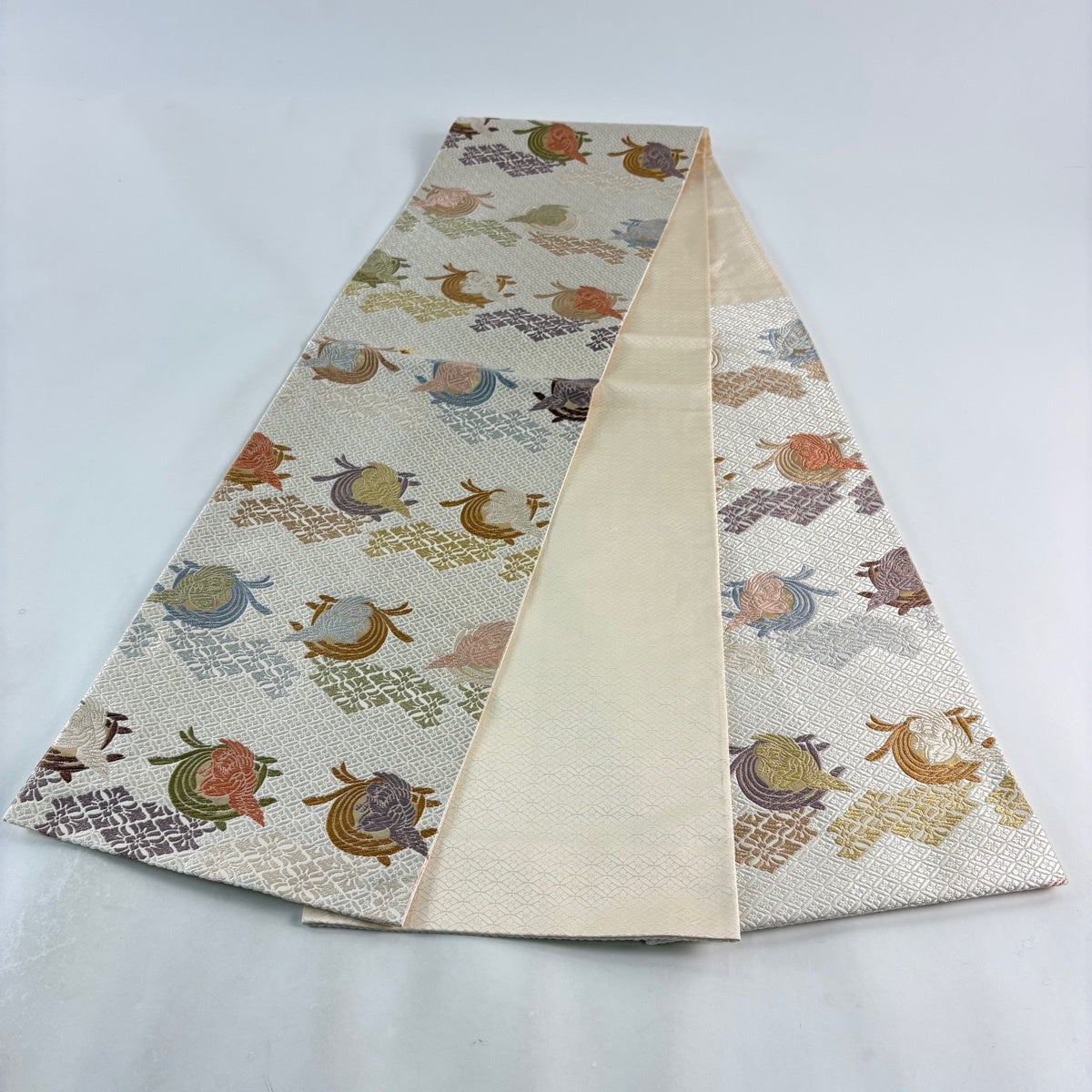 袋帯 名品 鳥 花菱 唐織 クリーム 六通 正絹｜中古・古着・リサイクル