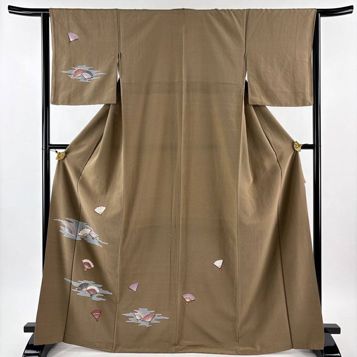 付下げ 身丈163cm 裄丈68cm L 袷 薄 霞 金彩 ぼかし 黒灰 正絹 秀品