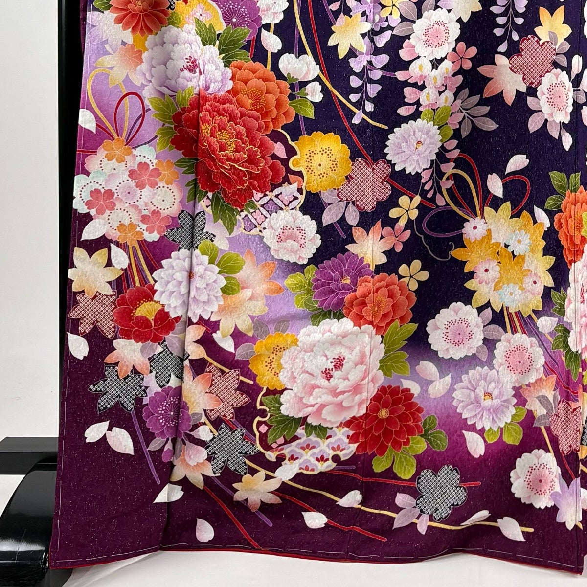 美品】 振袖 身丈172cm 裄丈67cm M 袷 牡丹 薬玉 金糸 銀通し 紫 正絹