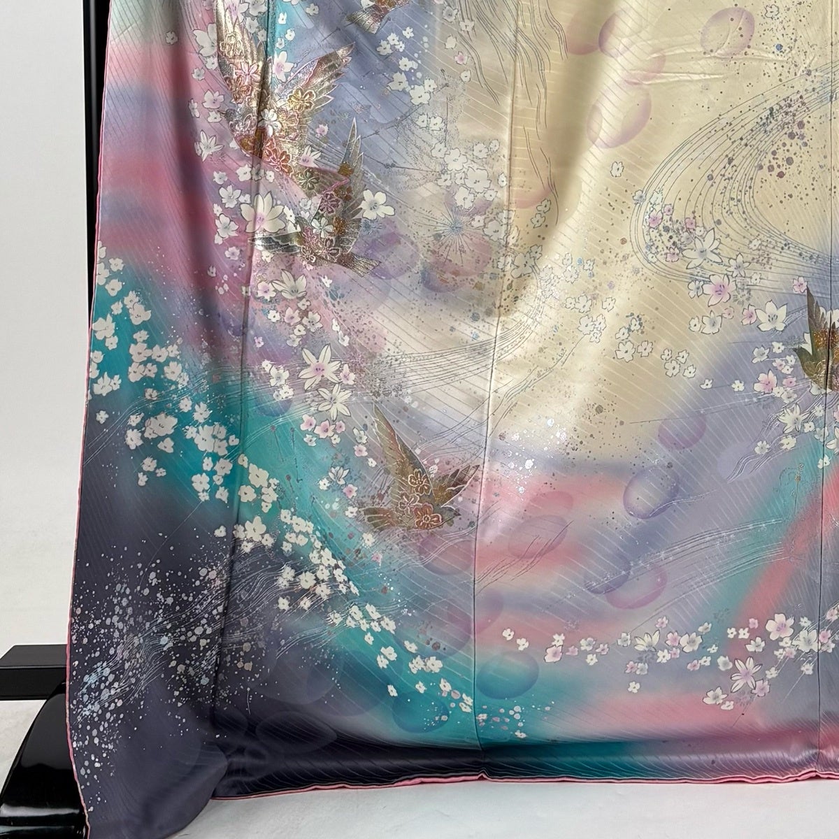 振袖 身丈175cm 裄丈68cm L 袷 落款あり 鳥 草花 箔 金銀彩 薄緑 正絹