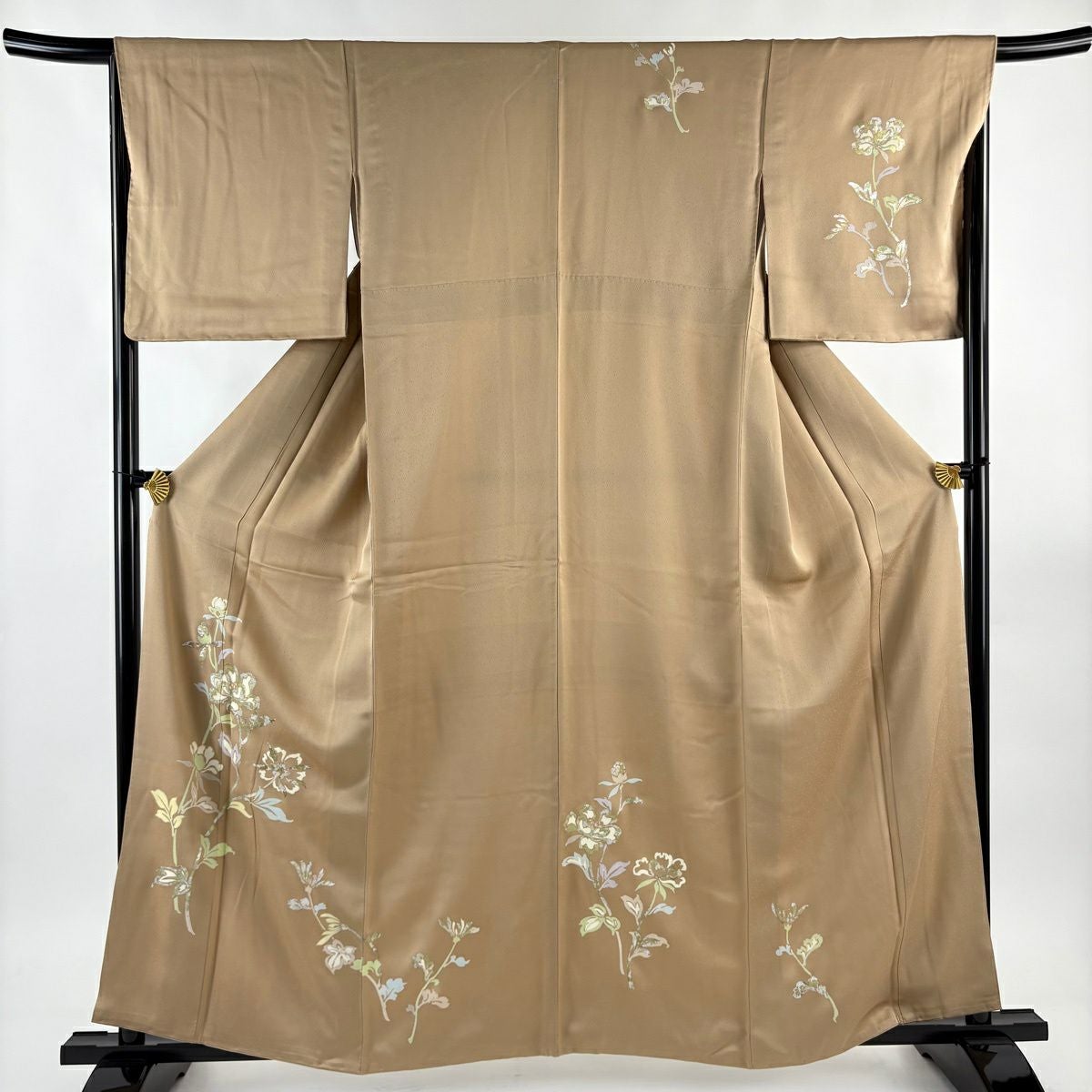 付下げ 身丈156cm 裄丈63cm 正絹 秀品 【中古】 付下げ 身丈166cm 裄丈66.5cm M 袷 薔薇 枝花 ぼかし 茶色 正絹 秀品