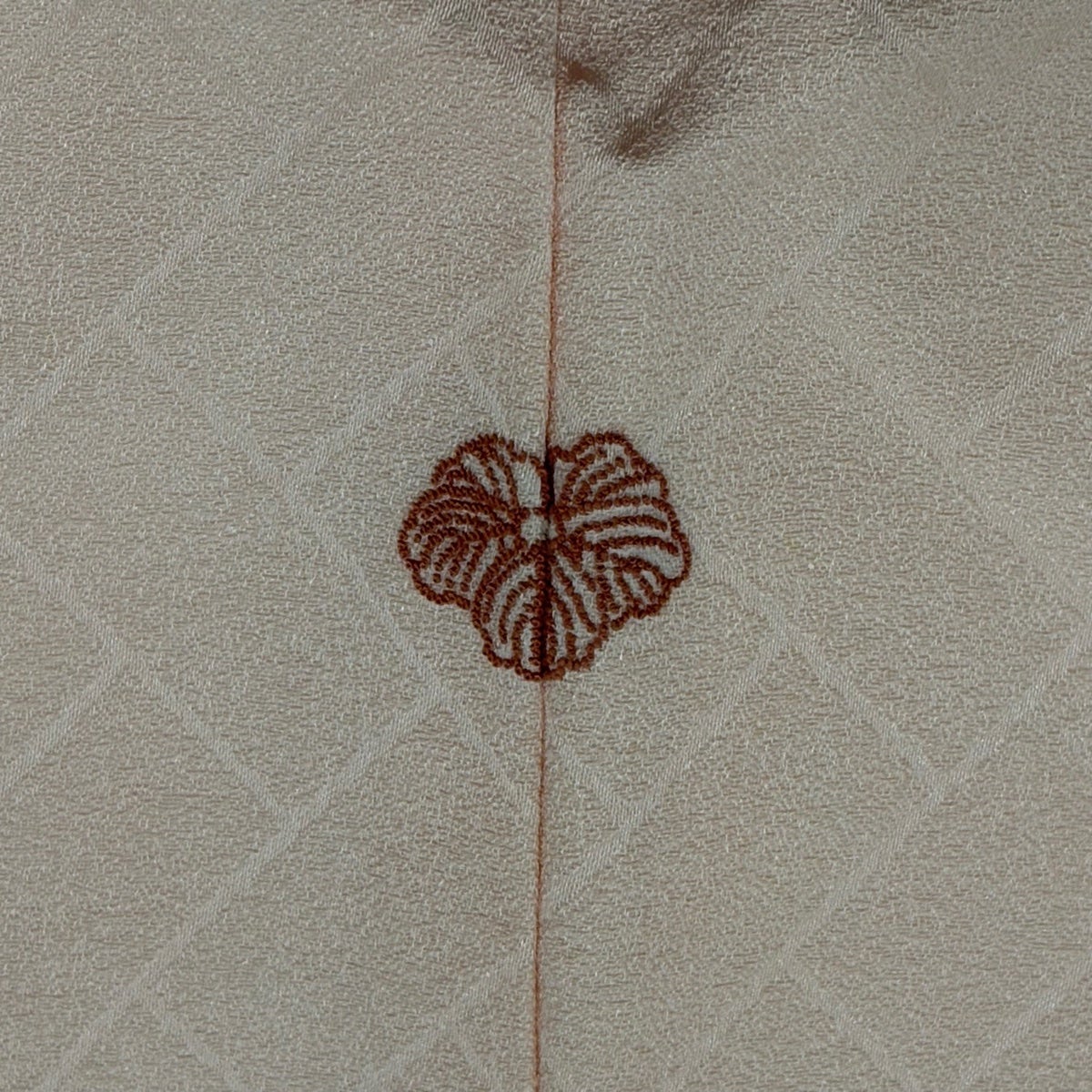 付下げ 身丈157cm 裄丈65cm M 袷 菊 秋草 相良刺繍 金糸 薄ピンク 正絹