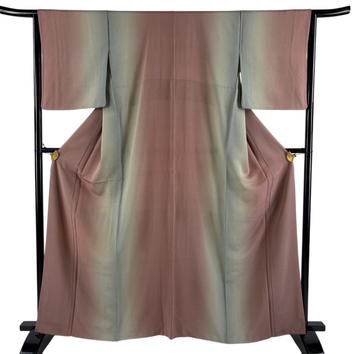小紋 美品 名品 身丈165cm 裄丈67cm 正絹 【中古】 小紋 身丈165.5cm 裄丈67cm M 袷 草花 ぼかし 墨色 正絹 秀品｜中古