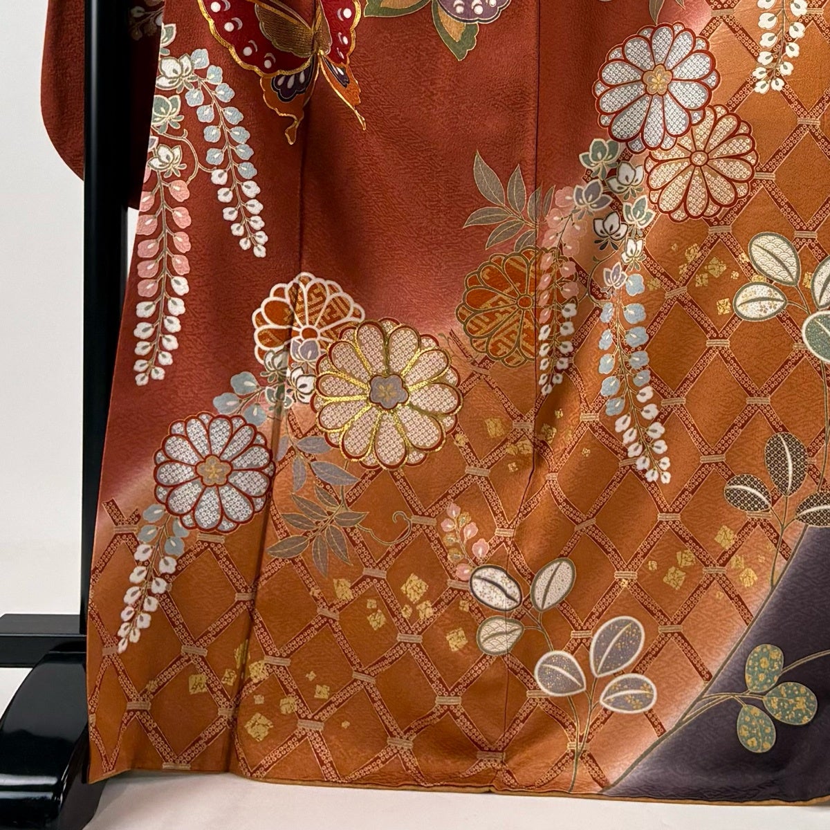 美品】 振袖 身丈168.5cm 裄丈69.5cm L 袷 山本寛斎 落款あり 蝶 菊