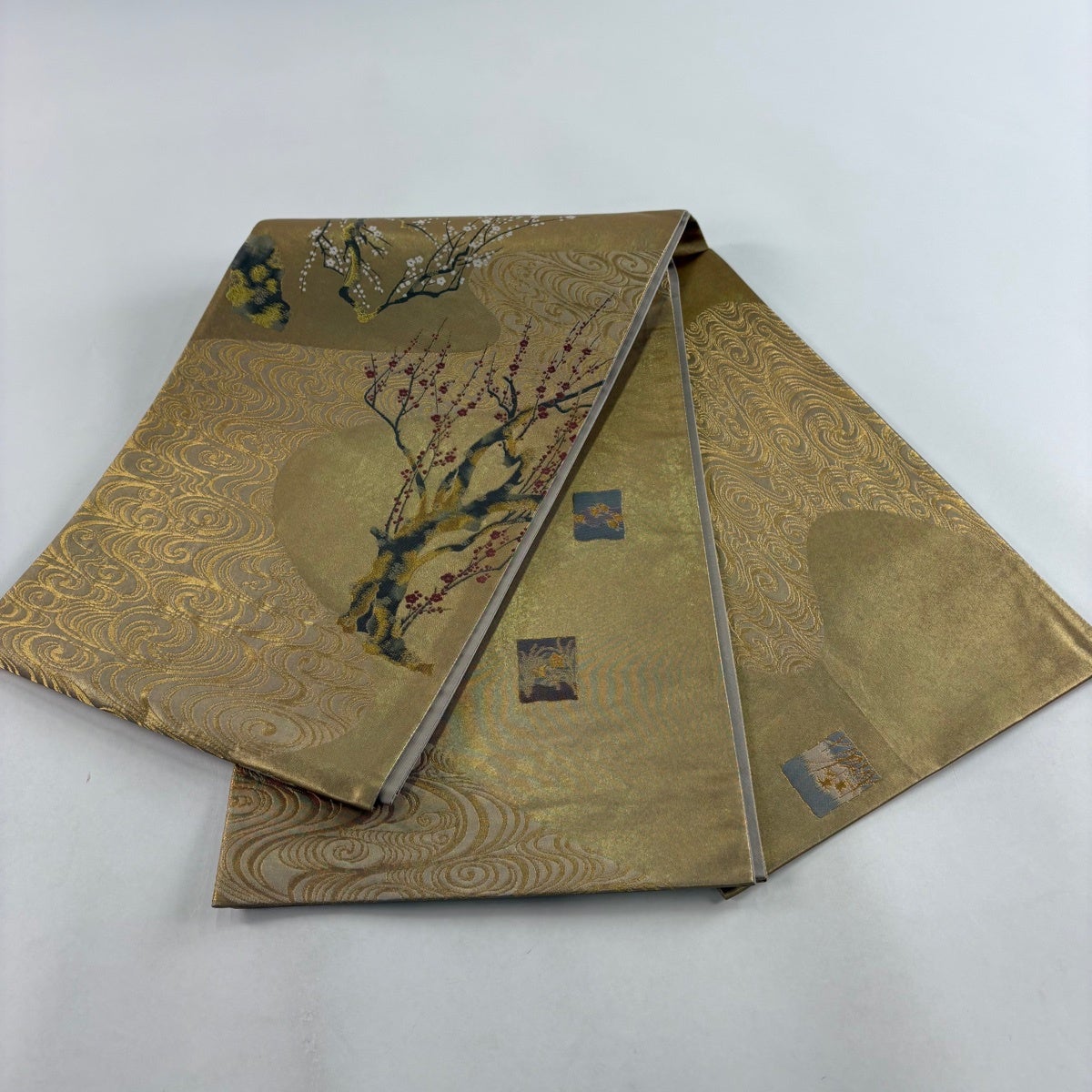 美品】 袋帯 秀品 松尾光琳 落款あり 枝梅 観世水 金糸 箔 金色 お太鼓