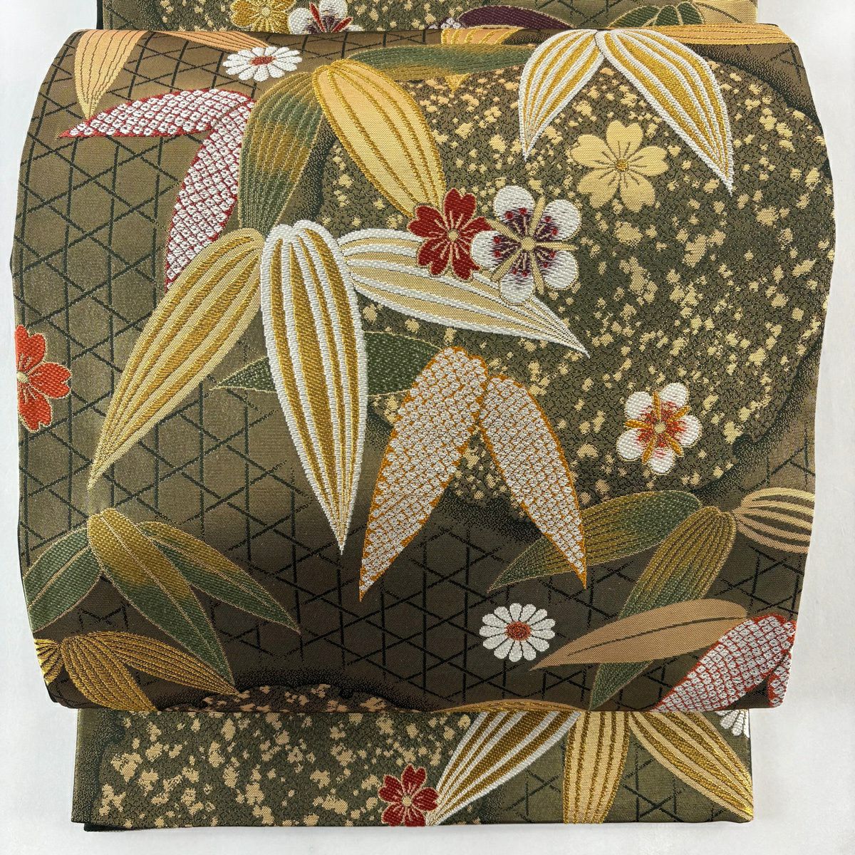 最終価格】 73%OFF 【美品】 名古屋帯 名品 雪輪笹青海波 唐織 箔 灰茶