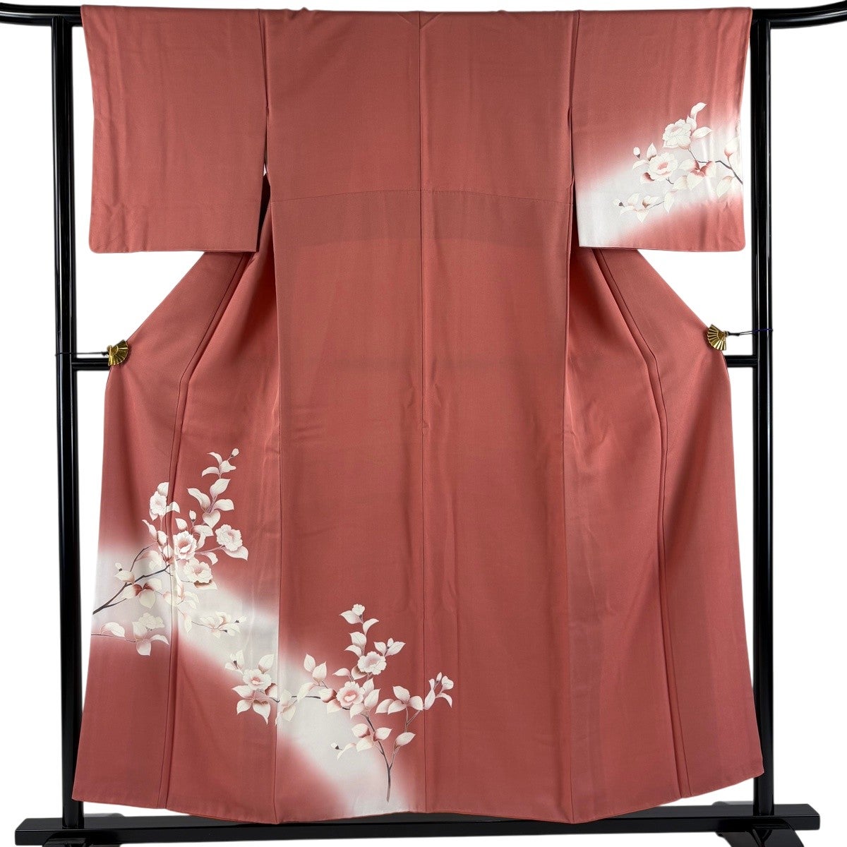 【美品】 付下げ 身丈154.5cm 裄丈63cm 正絹 名品 【中古】 付下げ 身丈154cm 裄丈62.5cm S 袷 枝花 刺繍 金糸 ピンク 正絹 優品