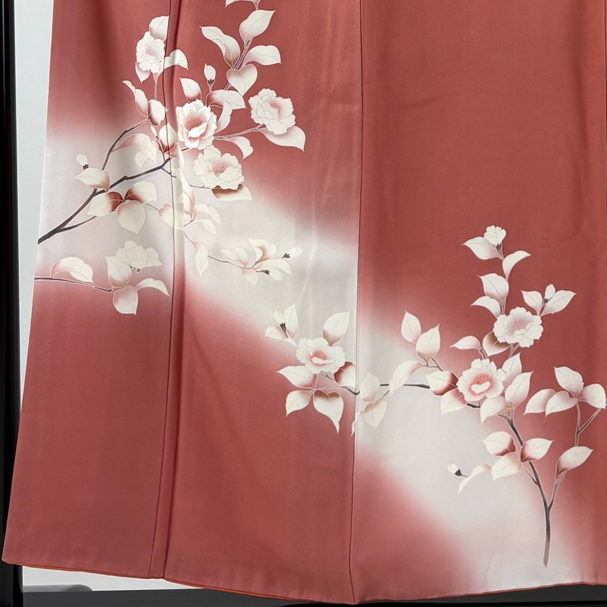 付下げ 身丈154cm 裄丈62.5cm 化繊 秀品 【中古】 付下げ 身丈154cm 裄丈62.5cm S 袷 枝花 刺繍 金糸 ピンク 正絹 優品