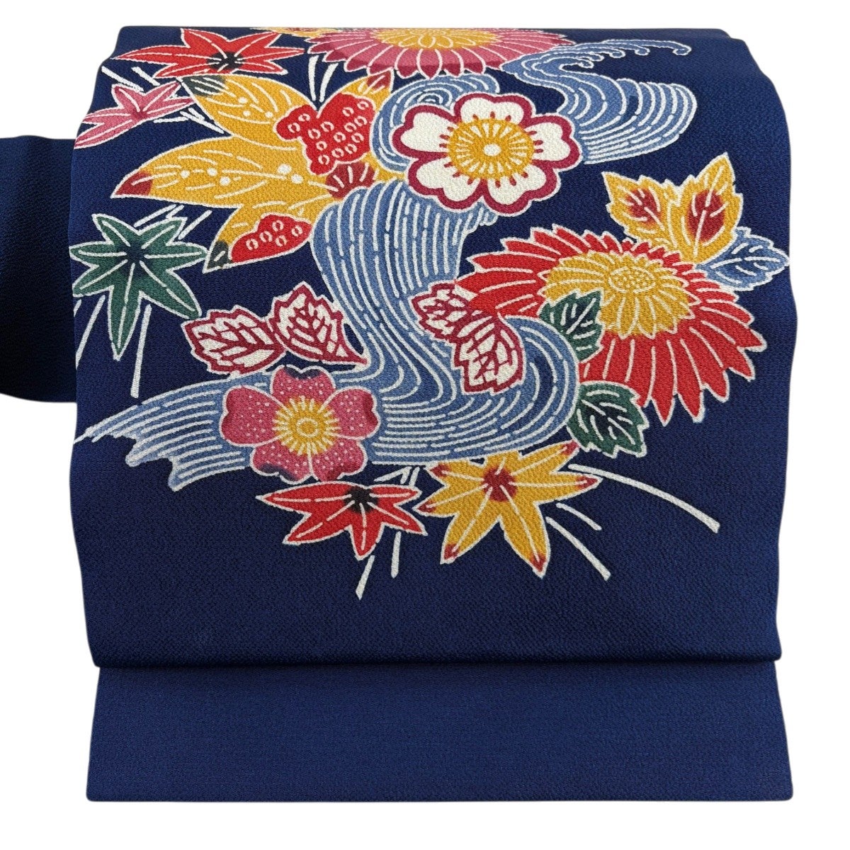 名古屋帯 名品 桜 流水 縮緬 紺色 正絹|中古・古着・リサイクル 名古屋帯 名品 桜 流水 縮緬 紺色 正絹|中古・古着・リサイクル