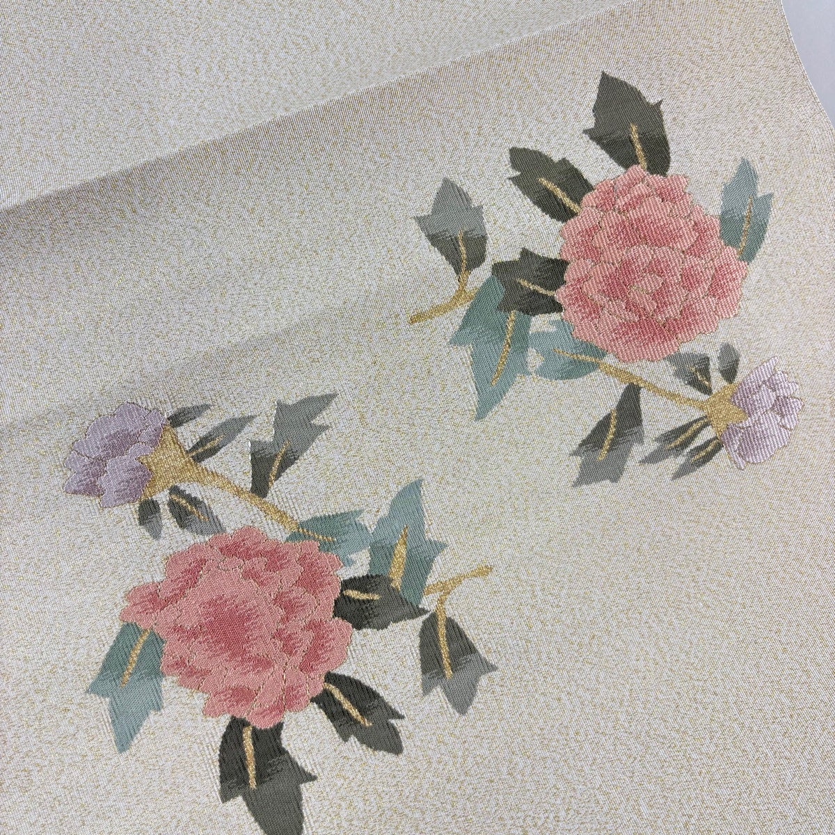 美品】 名古屋帯 秀品 松葉仕立て 八寸名古屋帯 扇面 草花 箔 ベージュ