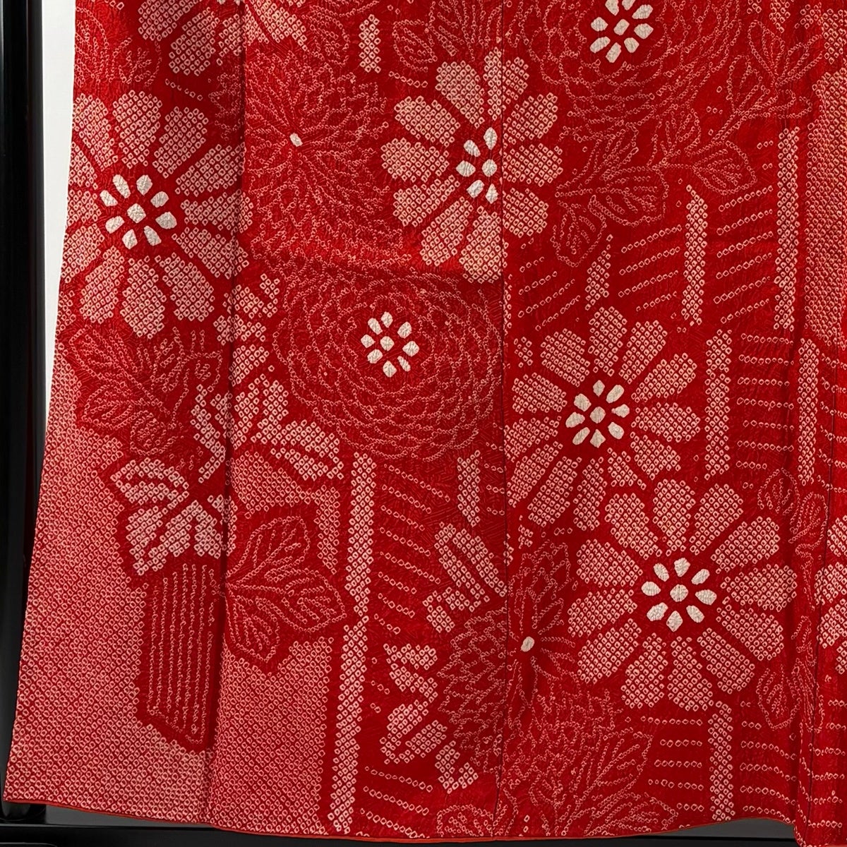 訪問着 身丈157cm 裄丈63cm 正絹 秀品 【中古】 美品】 訪問着 身丈157.5cm 裄丈65cm M 袷 流水 花 総絞り 黒 正絹 秀
