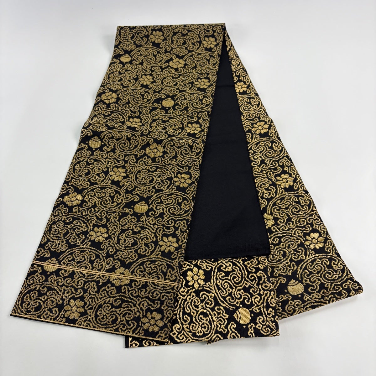 美品】名古屋帯 優品 八寸名古屋帯 松葉仕立て 関西仕立て 花唐草 金糸