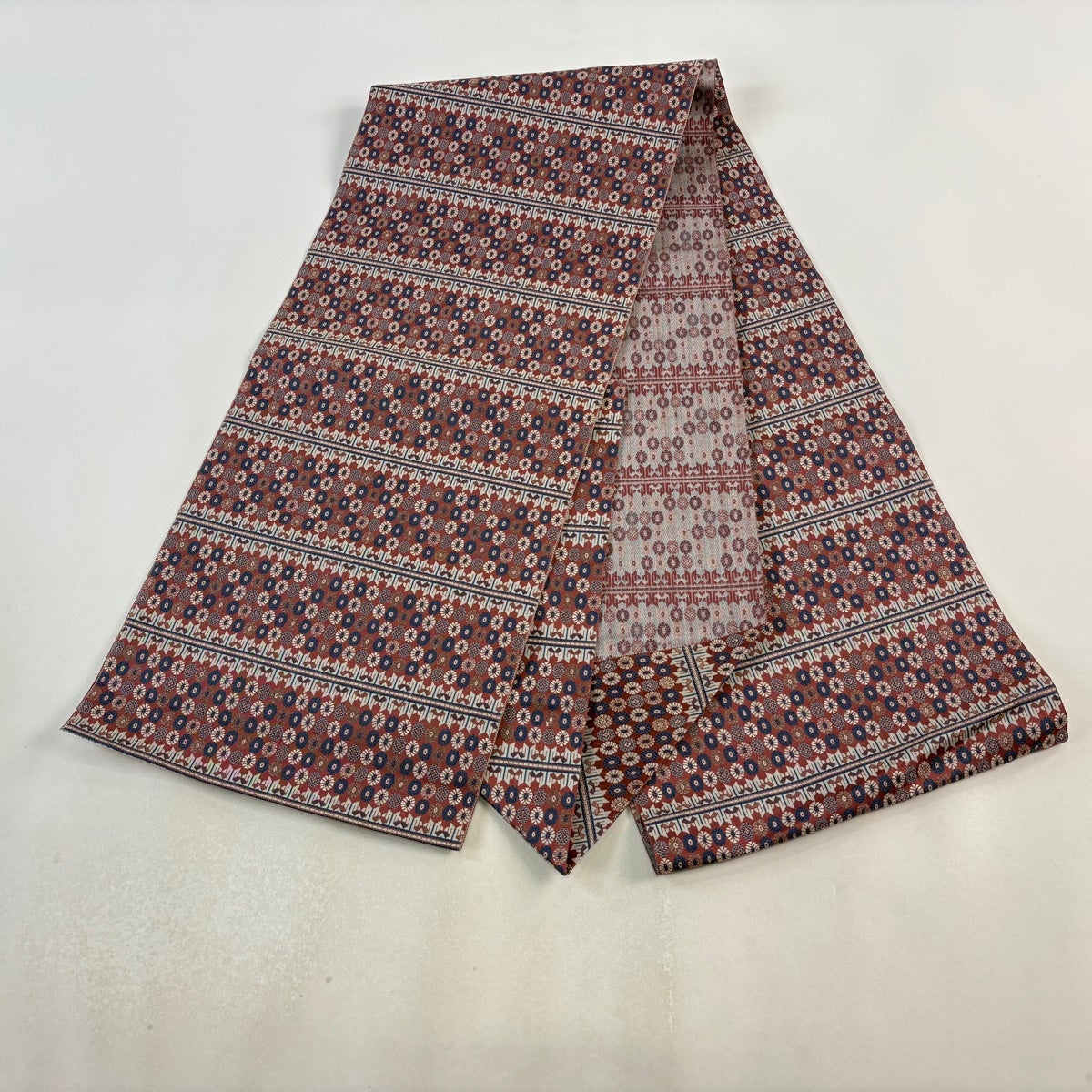 美品】名古屋帯 優品 八寸名古屋帯 松葉仕立て 花 縞 銀糸 ピンク