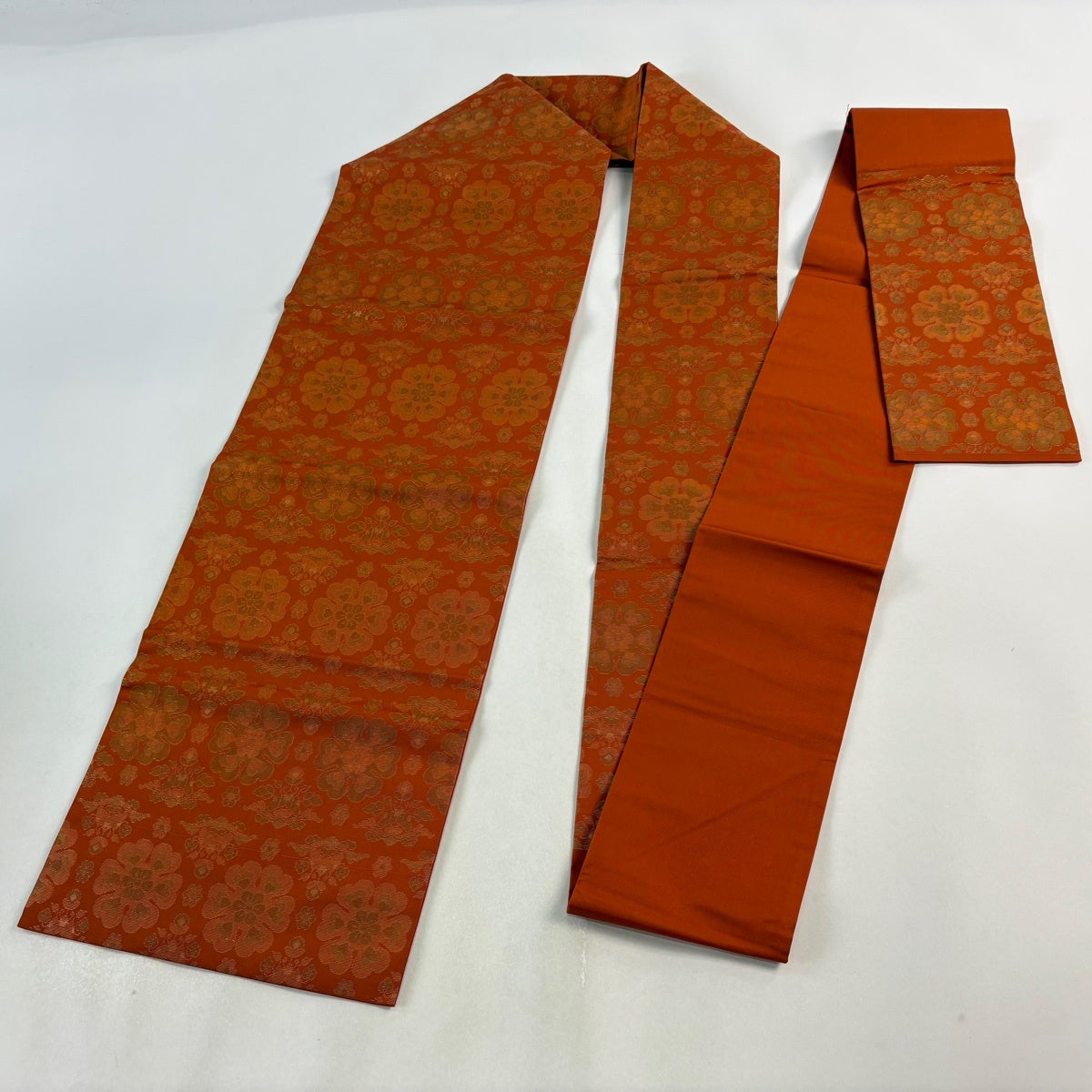 美品】 名古屋帯 優品 華文 草花 箔 オレンジ 正絹｜中古・古着