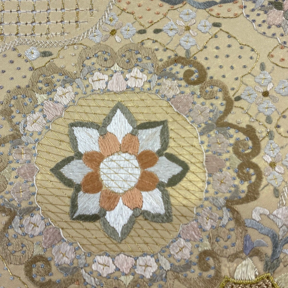 袋帯 逸品 華文 花鳥 金銀糸 刺繍 金色 六通 正絹｜中古・古着