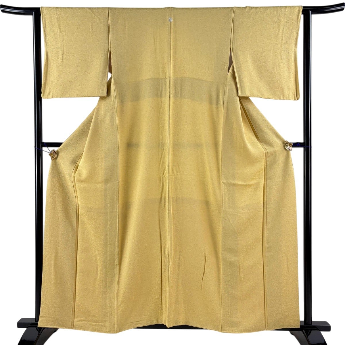 美品】 色無地 身丈159.5cm 裄丈63.5cm S 袷 地紋 ベージュ 正絹 秀品