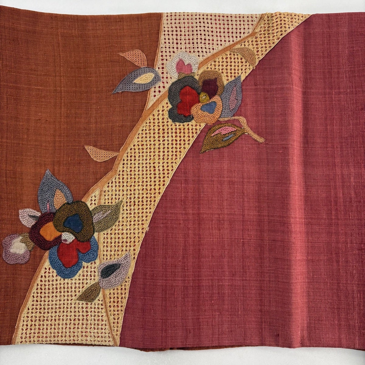 ［お太鼓柄］袋帯　新品未使用品　刺繍　462cm O-925 袋帯 名品 枝花 扇面 刺繍 赤茶 お太鼓柄 正絹｜中古・古着