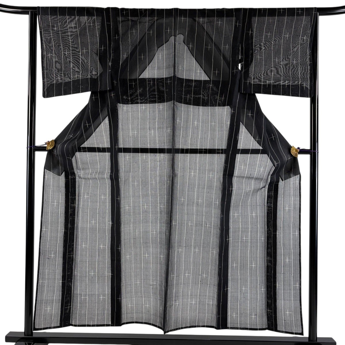 美品】 紬 身丈154.5cm 裄丈64.5cm M 薄物 夏紬 やまと 十字絣 縦縞 黒
