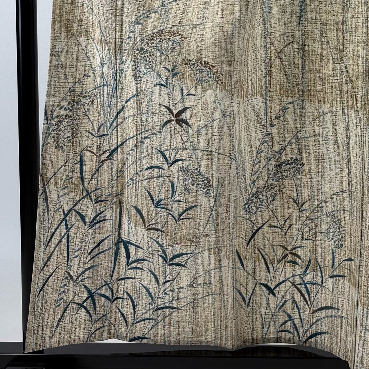 美品】 付下げ 身丈157cm 裄丈66.5cm M 単衣 紬地 草花 薄茶色 正絹