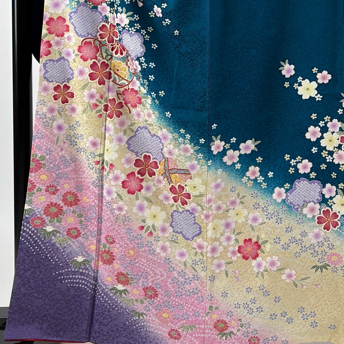振袖 身丈163.5cm 裄丈66cm M 袷 桜 薬玉 金彩 染め分け 青緑 正絹 秀