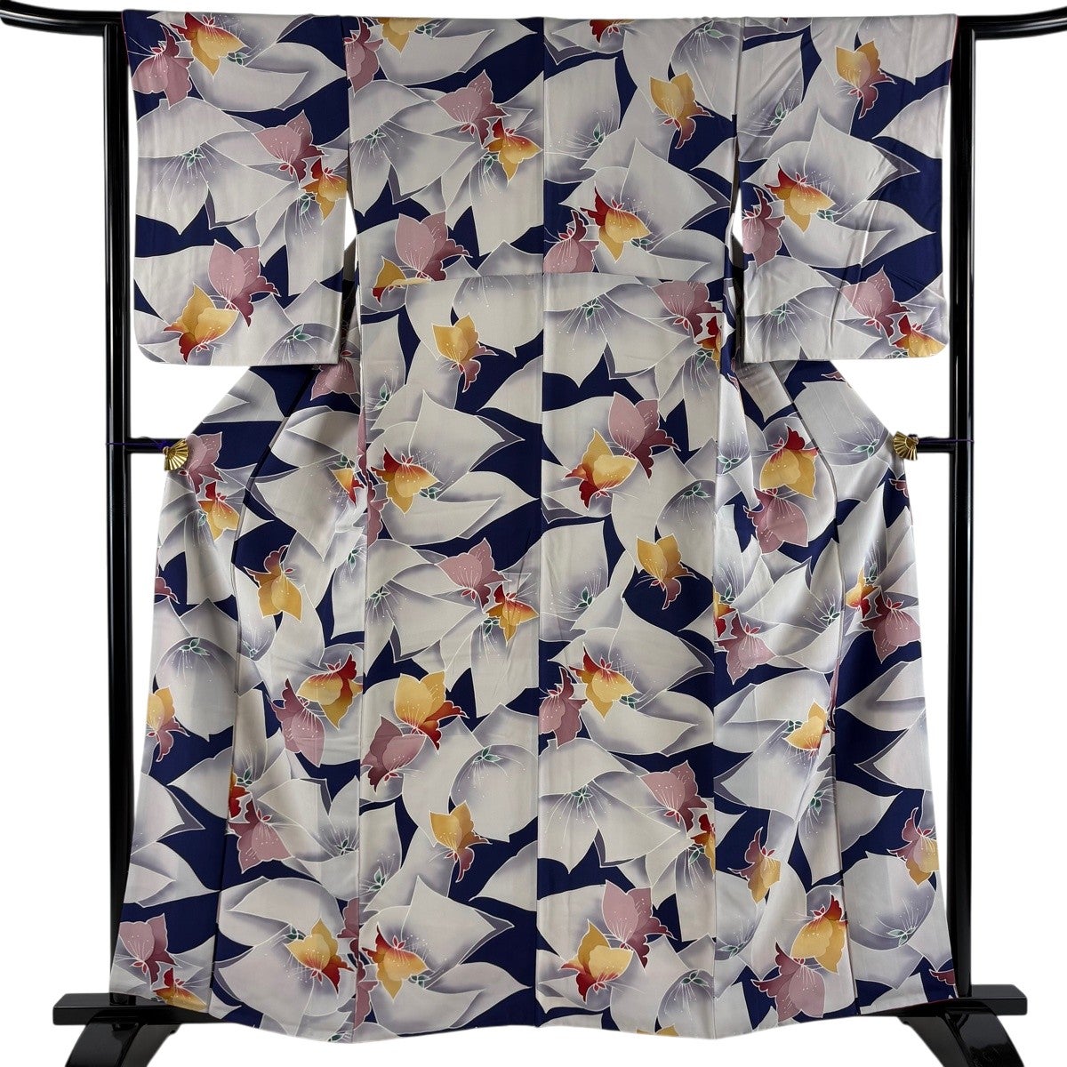小紋 身丈159cm 裄丈63cm S 袷 桜 金彩 縮緬 薄紫 正絹 名品｜中古