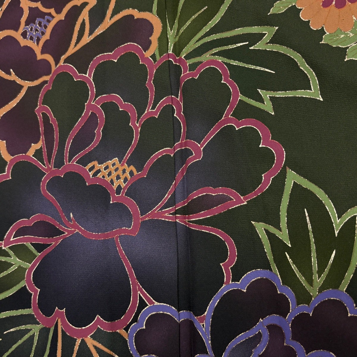 振袖 身丈164.5cm 裄丈69cm L 袷 牡丹 菊 金彩 ぼかし 深緑 正絹 秀品