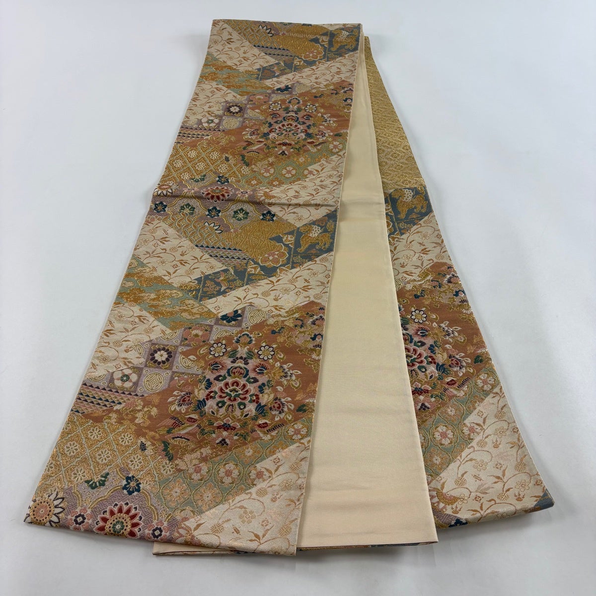 美品】 袋帯 秀品 花鳥 笹蔓 唐織 金糸 金色 六通 正絹｜中古・古着