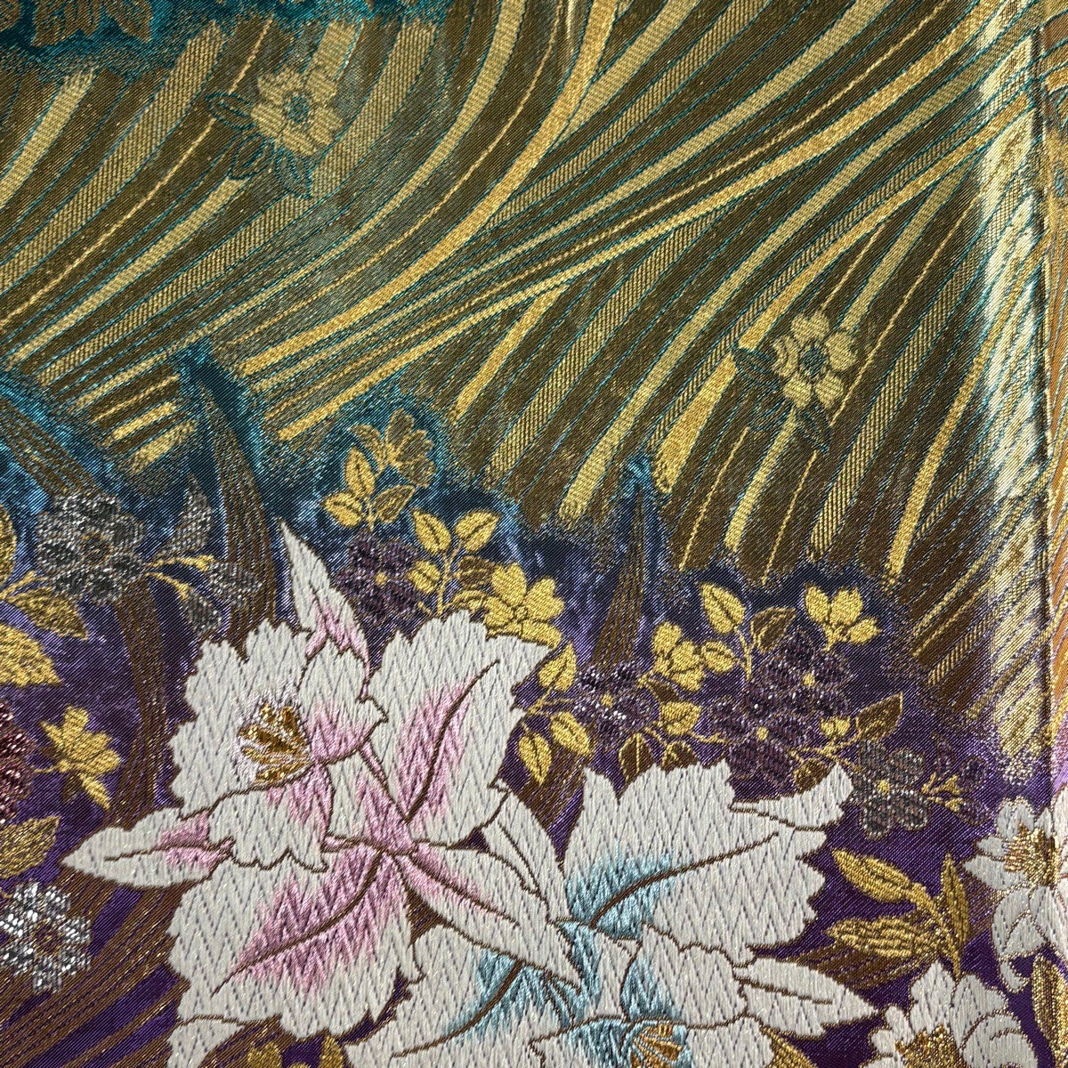 美品】 袋帯 秀品 振袖向き 草花 金銀糸 箔 青緑 六通 正絹｜中古