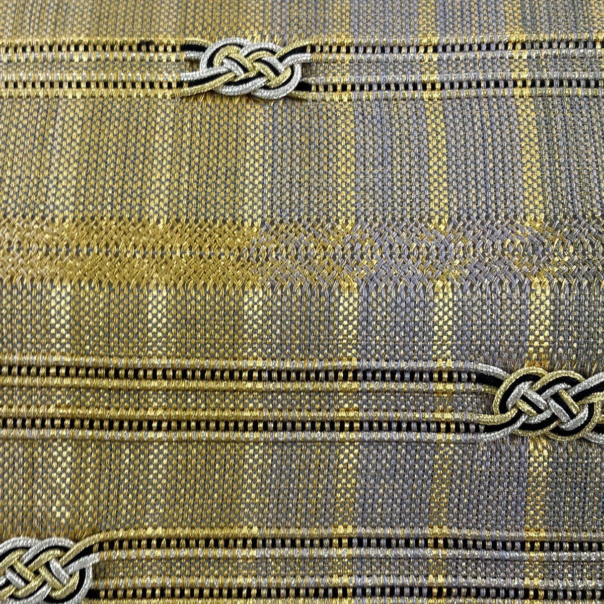 美品】 袋帯 秀品 縞 結び柄 金銀糸 灰緑 お太鼓柄 正絹｜中古・古着