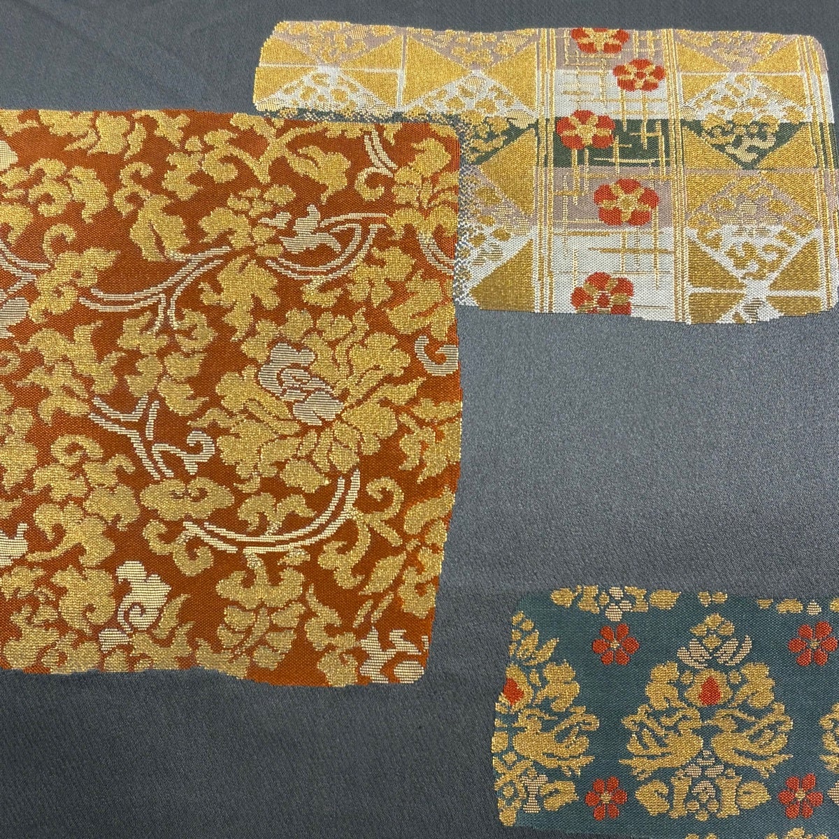 美品】 袋帯 秀品 祥園 落款あり 花唐草 名物裂文様 金糸 箔 灰色 六通