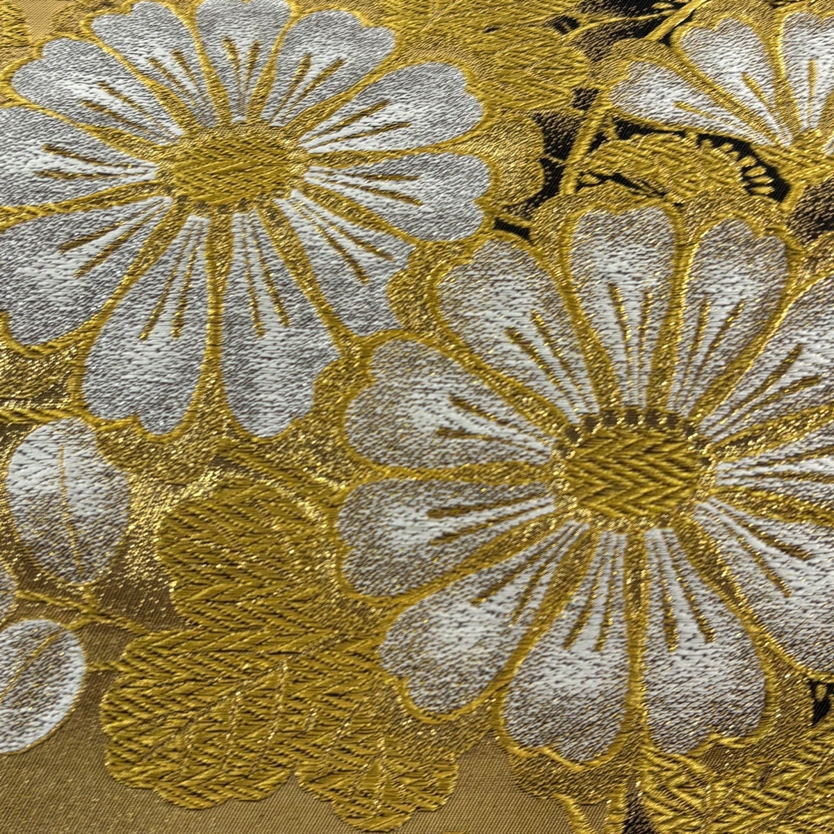 美品】 袋帯 秀品 菊 萩 金糸 箔 黒 六通 正絹｜中古・古着
