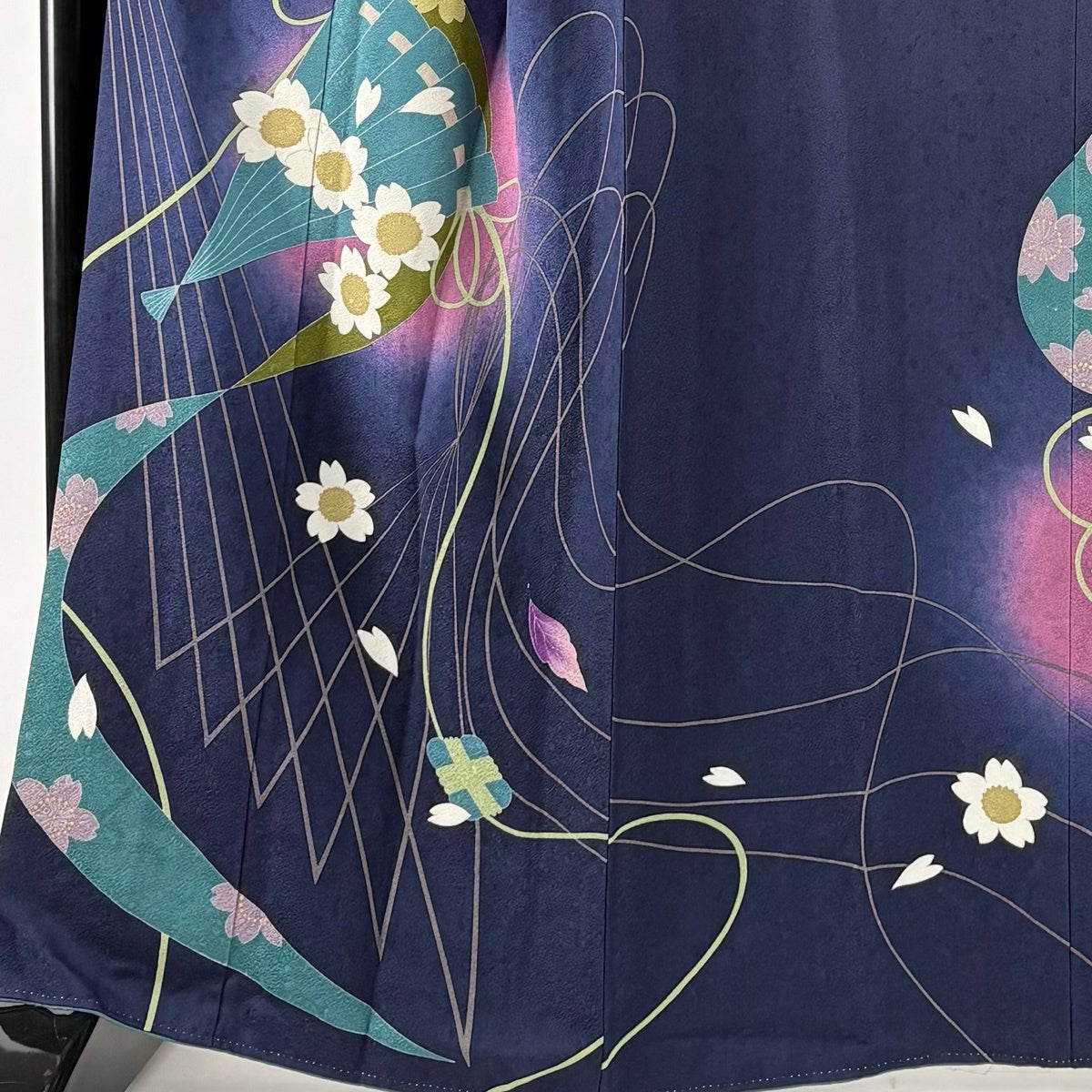 振袖 身丈164cm 裄丈66.5cm M 袷 桧扇 桜 金彩 ぼかし 紺色 正絹 秀品