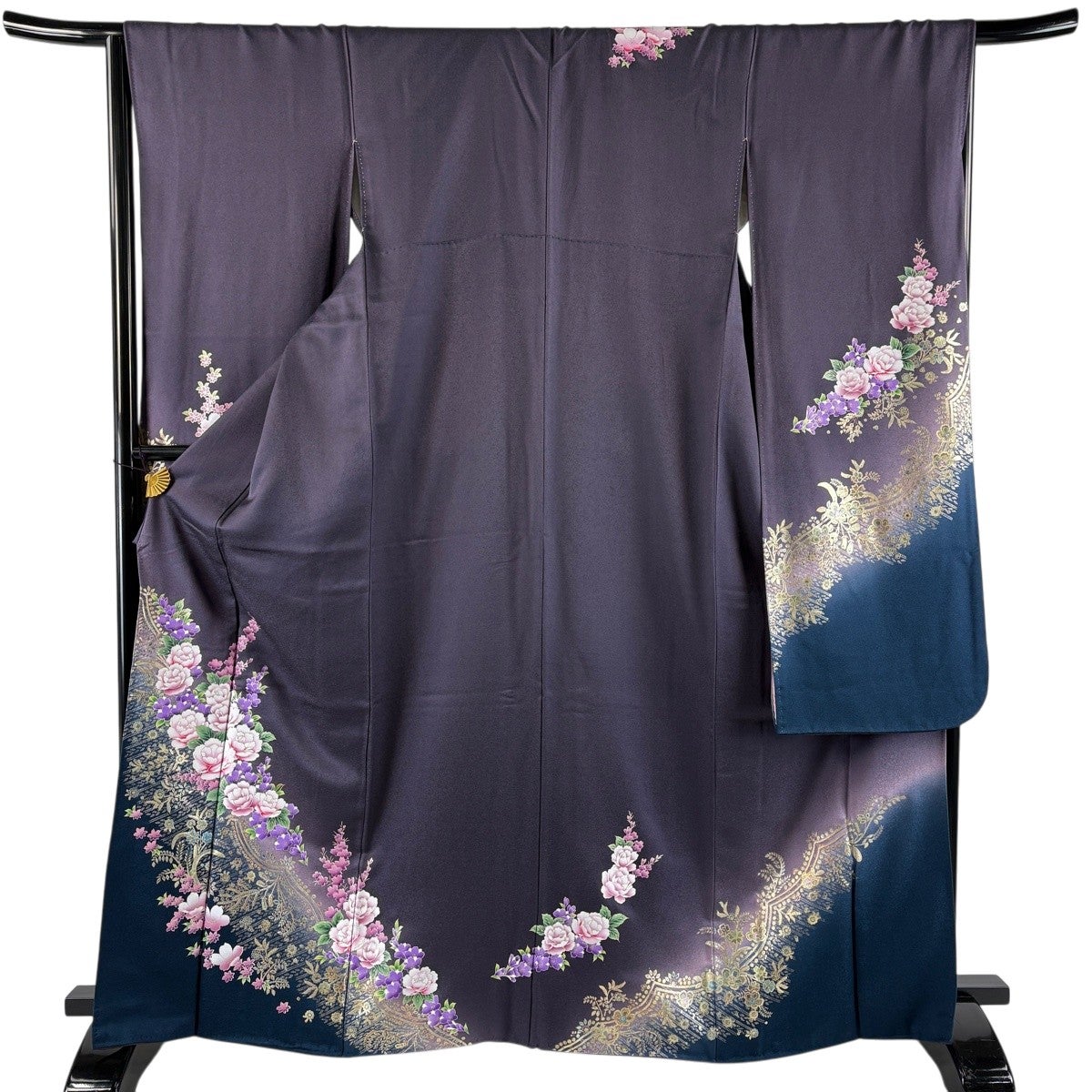 振袖 身丈166.5cm 裄丈67cm M 袷 薔薇 桜 金彩 ぼかし 灰紫 正絹 秀品