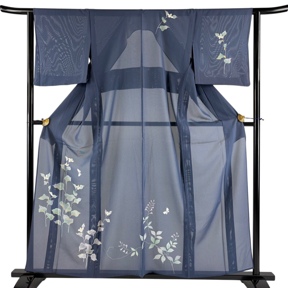 付下げ 身丈158cm 裄丈63cm S 袷 絽 草花 蝶 紺色 正絹 秀品｜中古