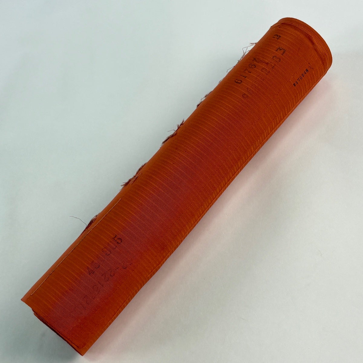反物 優品 羽尺 羽織 和装コート 番傘 葉柄 金彩 オレンジ 正絹｜中古